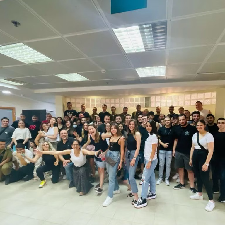 33c733_f0831be88ec94d41bf765c226b94d290~mv2